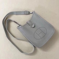 Geantă Hermes Mini Evelyne TPM Gri Deschis