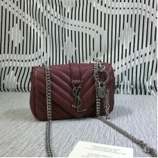 Geantă mică YSL cu lanț plic din piele de capră roșu închis 18cm