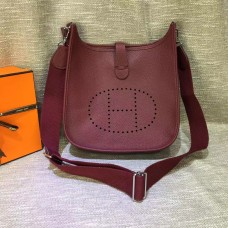Geantă crossbody Hermes Evelyne III Togo din piele, culoare vișinie